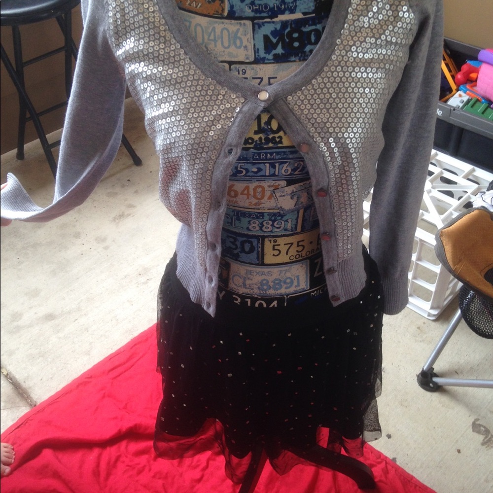 Monster high xl12/14 juniors skirt 19 1/4"